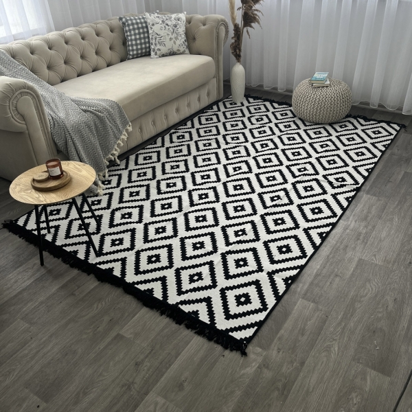 Килим 160х250 "White and Black"